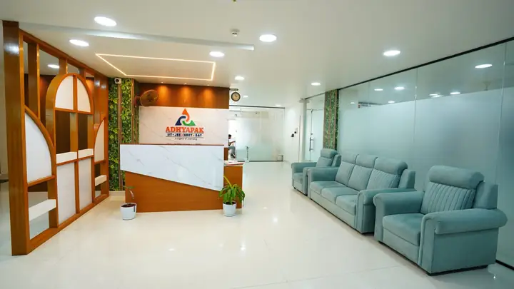 Adhyapak campus photo